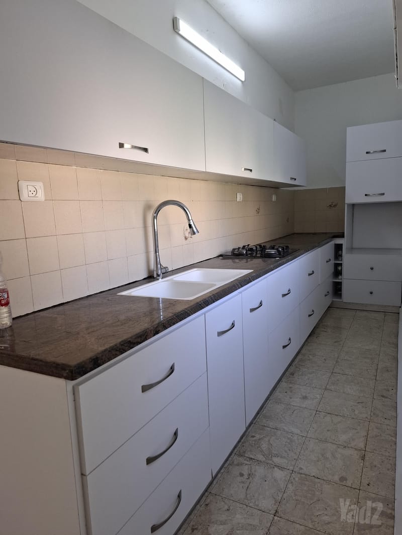 תמונה מיד2 – 4 חדרים • 3,400 ₪, שדרות הציונות 9, מרכז העיר, קריית אתא (1)