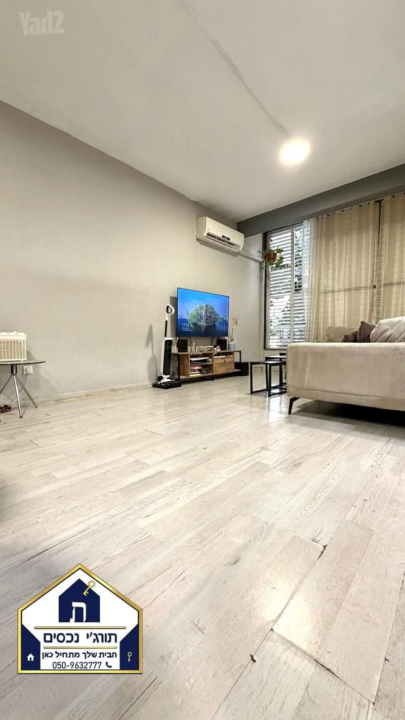 תמונה מיד2 – 2 חדרים • 5,300 ₪, יד לבנים, רמת גן (1)