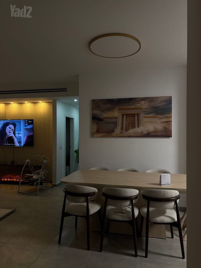 תמונה מיד2 – 5 חדרים • 7,000 ₪, הרב שלום שבזי 233, ראש העין (1)