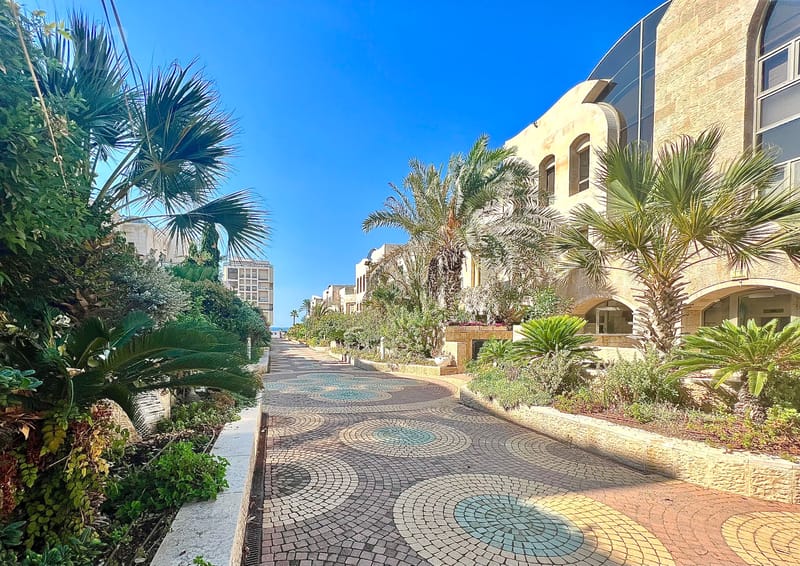 תמונה מיד2 – 3 חדרים • 14,500 ₪, הרצליה פיתוח, הרצליה (1)