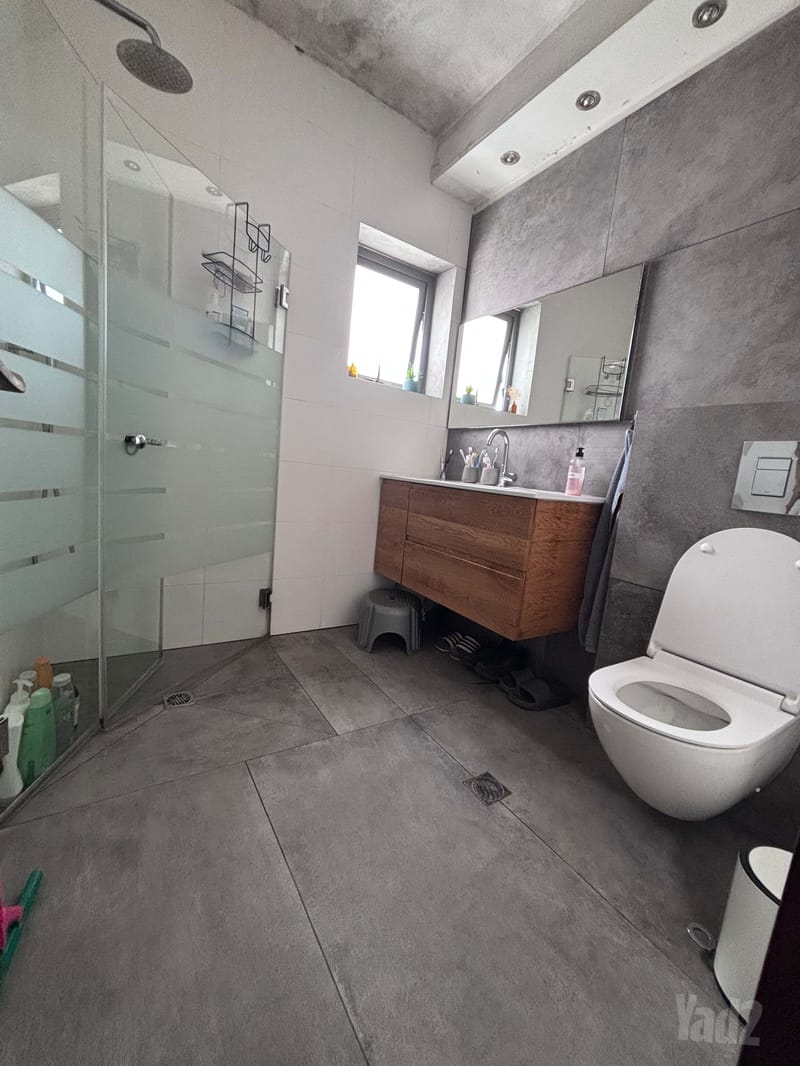 תמונה מיד2 – 4 חדרים • 7,500 ₪, החיטה 7, נווה יהודה, רחובות (1)