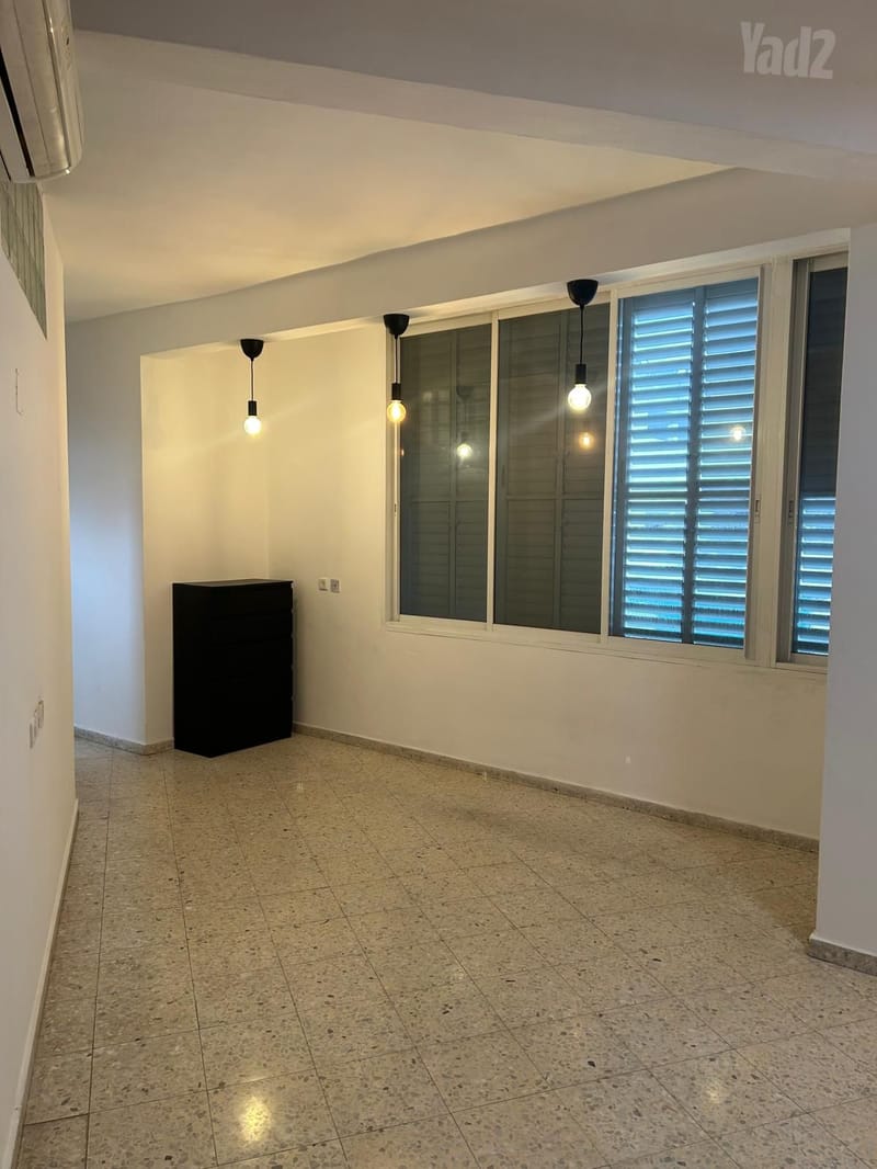 תמונה מיד2 – 2 חדרים • 3,300 ₪, אצ"ל 62, התקווה, תל אביב (1)