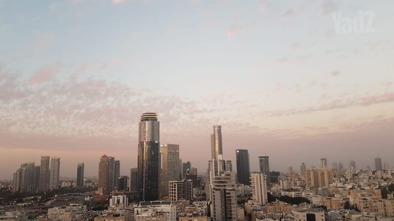 תמונה מיד2 – 7 חדרים • 19,000,000 ₪, אפקה, תל אביב