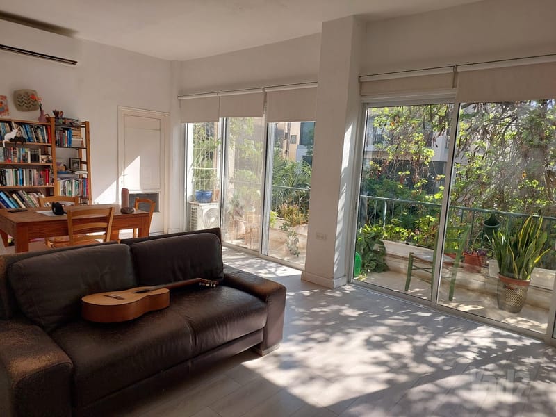 תמונה מיד2 – 4 חדרים • 10,500 ₪, ברנדייס 5, הצפון החדש - החלק הצפוני, תל אביב (1)