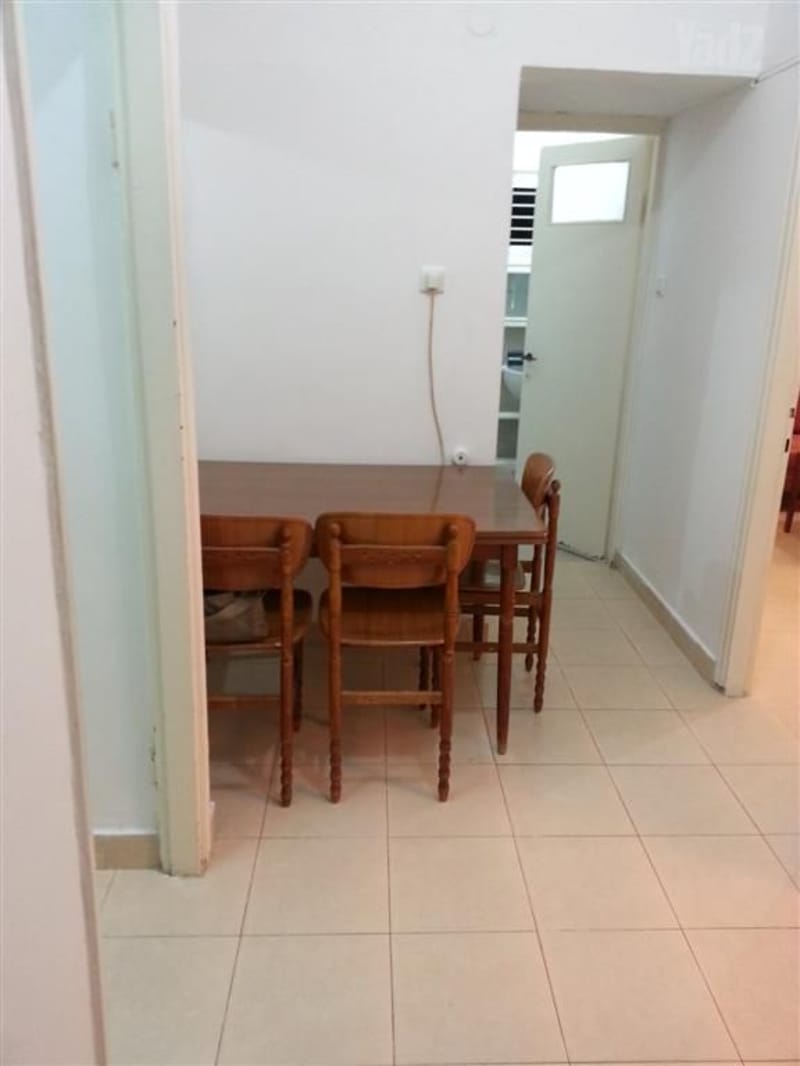 תמונה מיד2 – 2.5 חדרים • 4,600 ₪, הרא"ה 56, הלל, רמת גן (1)