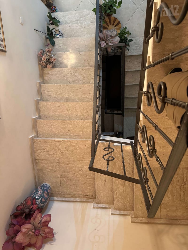 תמונה מיד2 – 5.5 חדרים • 12,900 ₪, בעל התניא 78, אבן גבירול, רחובות (1)