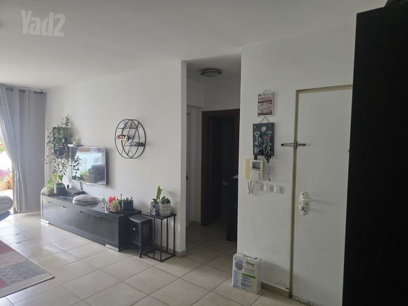 Photo from Yad2 – 5 Rooms • ₪8,600, אסירי ציון 8, Neve Gan, Petah Tikva