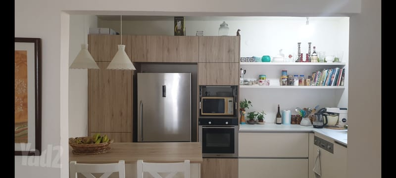 תמונה מיד2 – 6 חדרים • 7,400 ₪, חנה 10, כרמליה, חיפה (1)