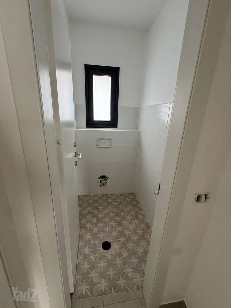 תמונה מיד2 – 5 חדרים • 9,300 ₪, אימבר 20, פועלים א', כפר סבא (1)