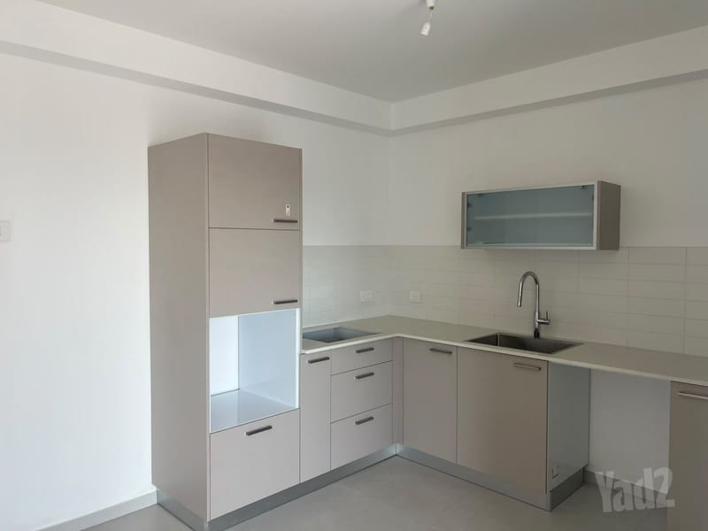 Photo from Yad2 – 3 Rooms • ₪7,300, שדרת האומנים 1, Gadot, Yehud (1)