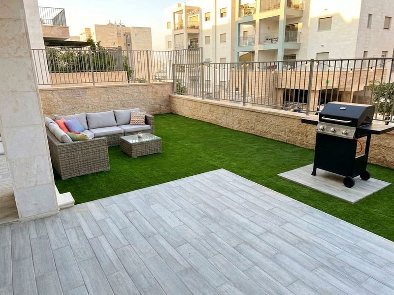 תמונה מיד2 – 5 חדרים • 13,900 ₪, מאשה ודב סקיבין, כפר סבא (1)