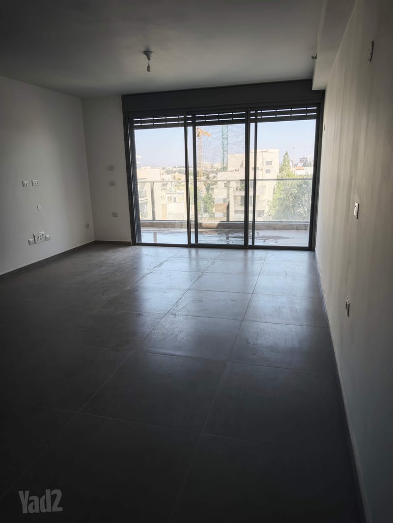 תמונה מיד2 – 4 חדרים • 9,100 ₪, חנקין 17, נווה דוד רמז, רעננה (1)