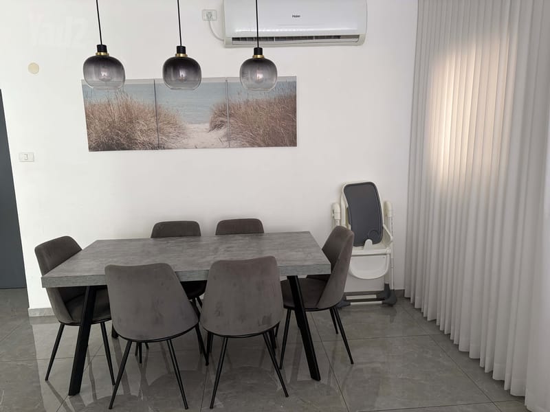 תמונה מיד2 – 3 חדרים • 5,400 ₪, הגר"א 29, נאות רחל, חולון (1)