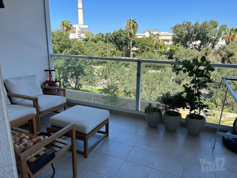תמונה מיד2 – 4 חדרים • 11,000 ₪, אבא קובנר, כוכב הצפון, תל אביב (1)
