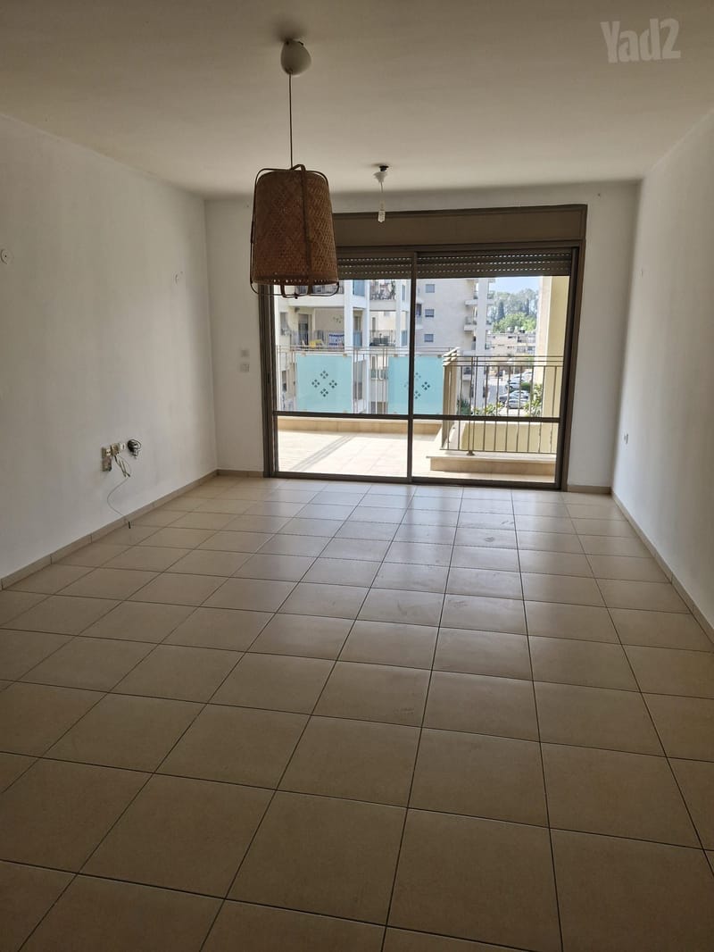 תמונה מיד2 – 5 חדרים • 8,000 ₪, נטע 16, תל רמת כרכור, פרדס חנה-כרכור (1)