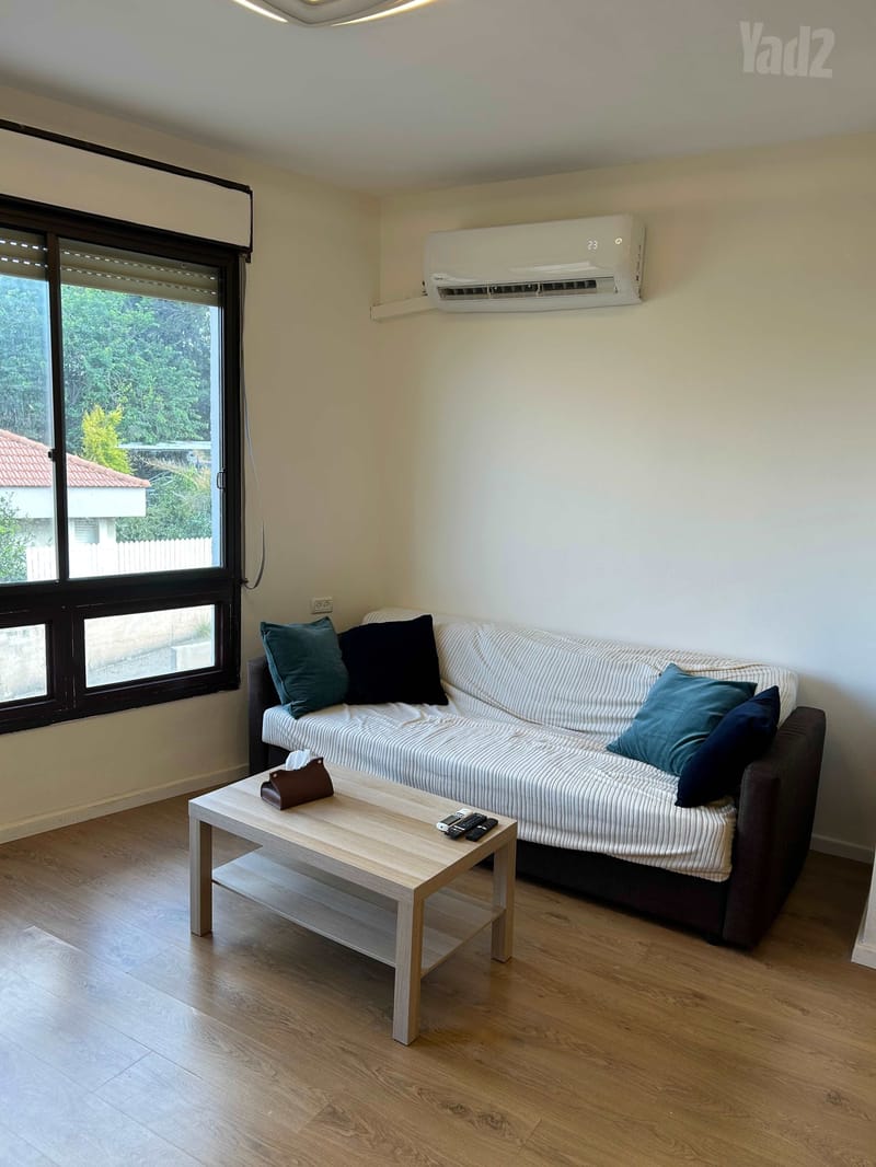 Photo from Yad2 – 2 Rooms • ₪3,800, תל מאנה 40, Ahuza, Haifa (1)