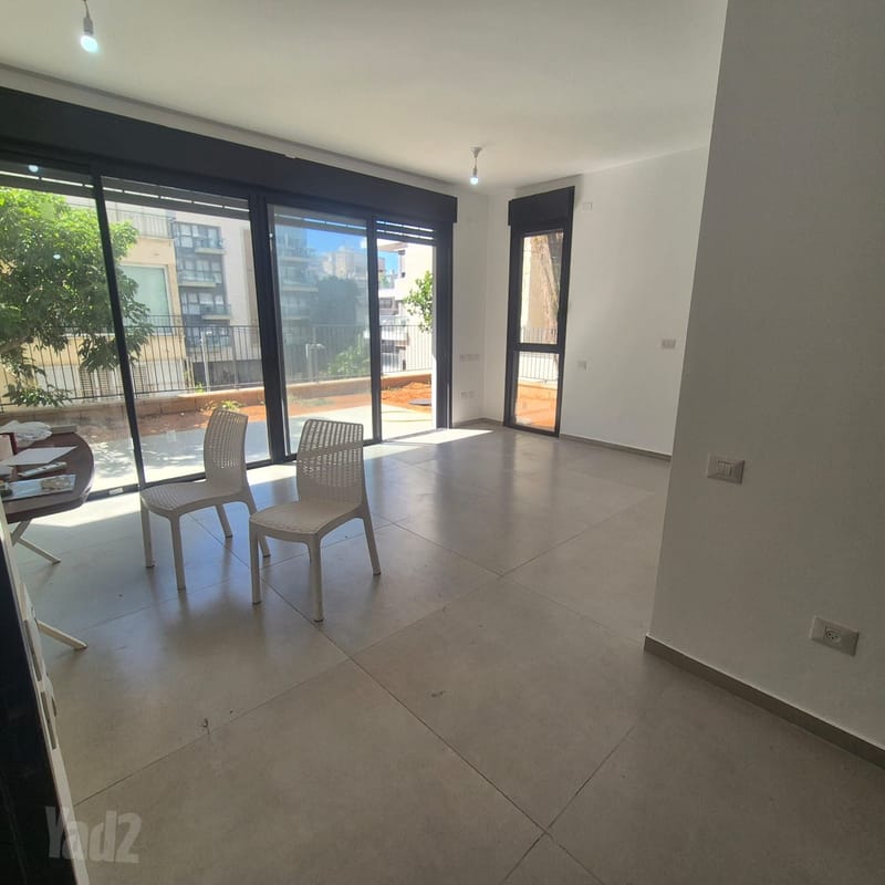 תמונה מיד2 – 3 חדרים • 3,690,000 ₪, האשל, יהלום, רמת גן (1)