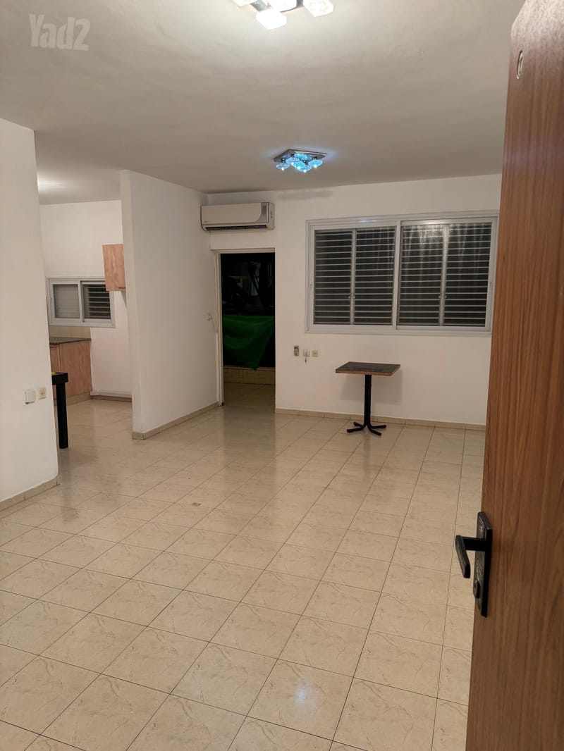 תמונה מיד2 – 3 חדרים • 5,700 ₪, צבי הירש קלישר 27, מחנה יהודה, פתח תקווה (1)