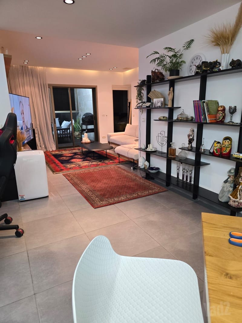 תמונה מיד2 – 2 חדרים • 8,500 ₪, אח"י להב, שער הים, ראשון לציון (1)