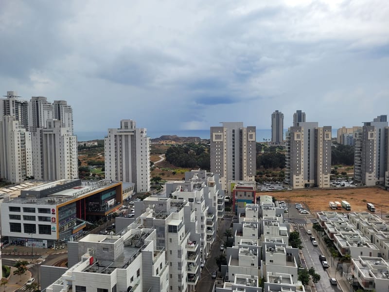 תמונה מיד2 – 5 חדרים • 7,300 ₪, שדרות בן צבי 116, אגמים, נתניה (1)