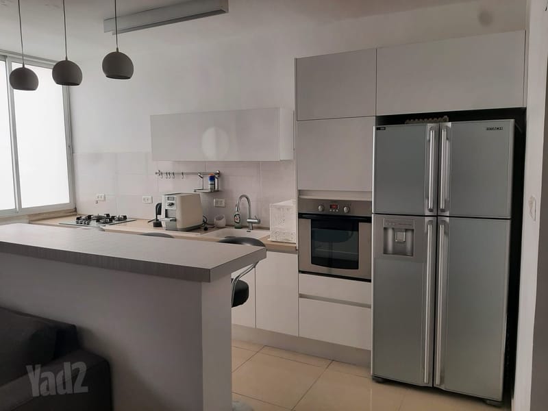 תמונה מיד2 – 2 חדרים • 1,630,000 ₪, הרשת 25, לב העיר, בת ים (1)