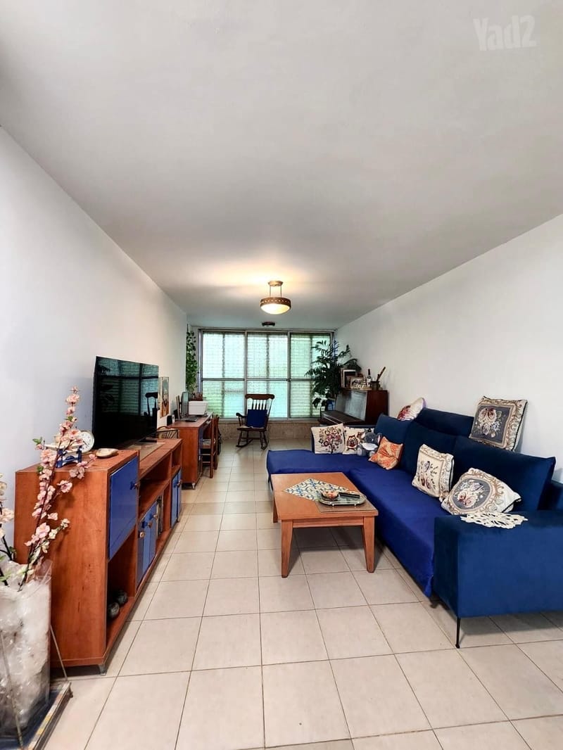 תמונה מיד2 – 3 חדרים • 1,765,000 ₪, שאול הדדי 17, רמת יוסף, בת ים (1)