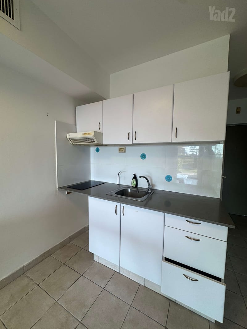 תמונה מיד2 – 3.5 חדרים • 7,500 ₪, שדרות מנחם בגין, חדרה, חדרה (1)