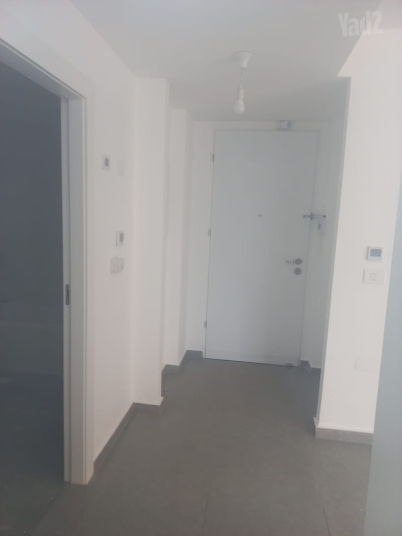Photo from Yad2 – 2 Rooms • ₪3,000,000, אגריפס 21, Mahane Yehuda (City Center), Jerusalem (1)
