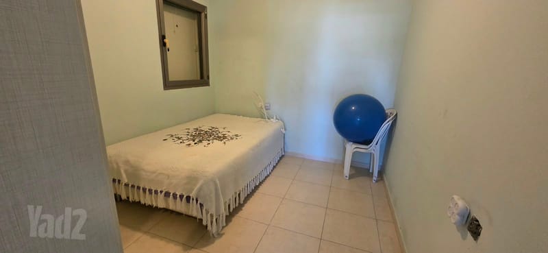 תמונה מיד2 – 4 חדרים • 8,500 ₪, הדרי סמל, נס ציונה (1)