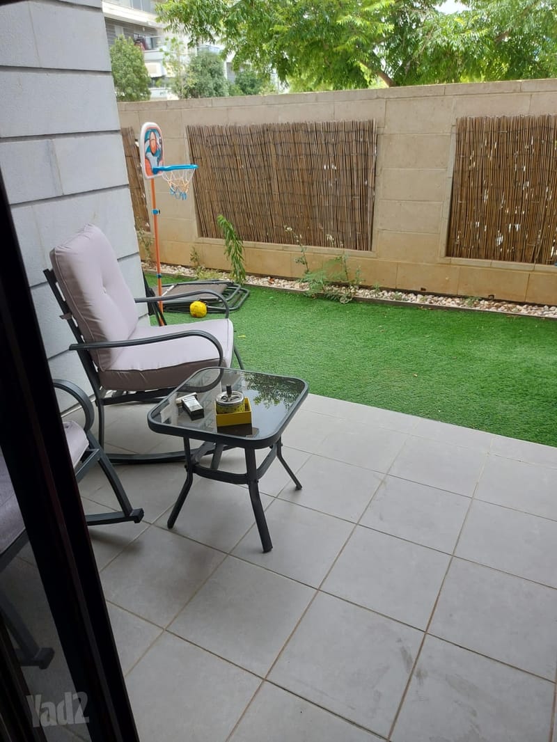 תמונה מיד2 – 4 חדרים • 8,500 ₪, המשוט 3, נאות רבין, יבנה (1)