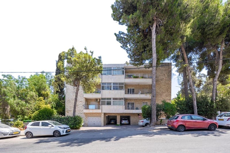 תמונה מיד2 – 3 חדרים • 6,000 ₪, קורא הדורות, תלפיות, ירושלים (1)