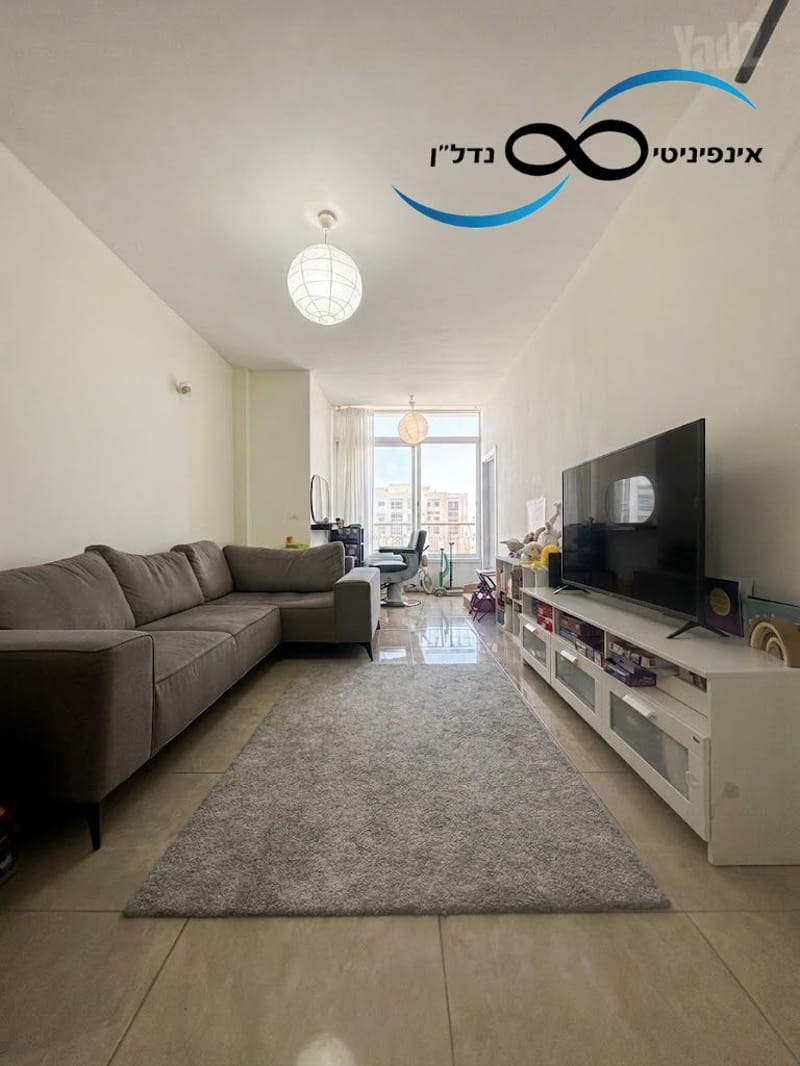 תמונה מיד2 – 2.5 חדרים • 1,490,000 ₪, בית וגן 3, לב העיר, בת ים (1)