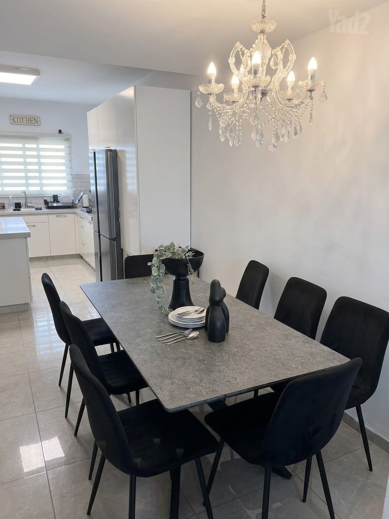תמונה מיד2 – 4.5 חדרים • 6,850 ₪, תרנ"א 34, חדרה, חדרה (1)