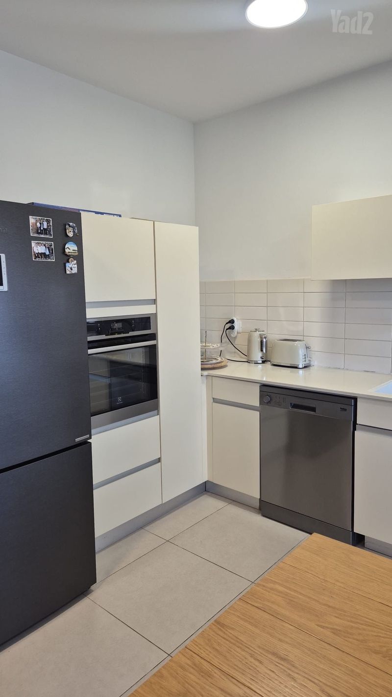 תמונה מיד2 – 5 חדרים • 8,400 ₪, יהלום 8, צמרות, באר יעקב (1)