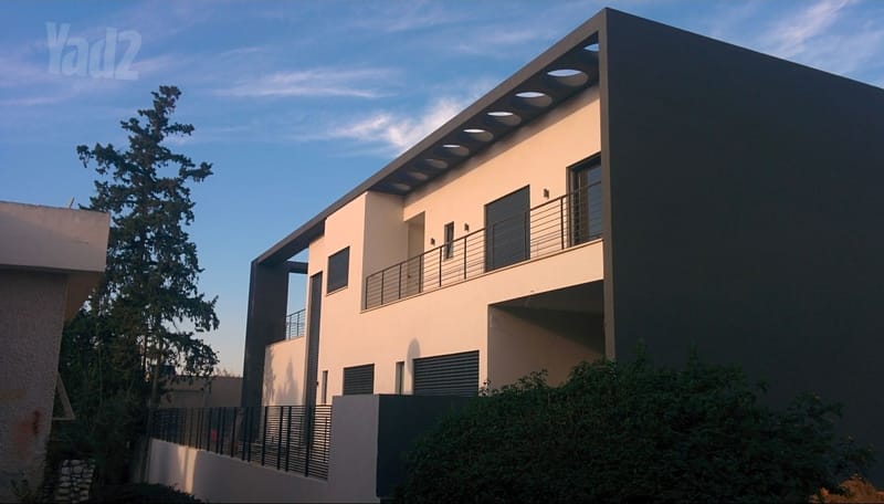 תמונה מיד2 – 6 חדרים • 20,000 ₪, עמק האלה 35, קריית קריניצי, רמת גן (1)