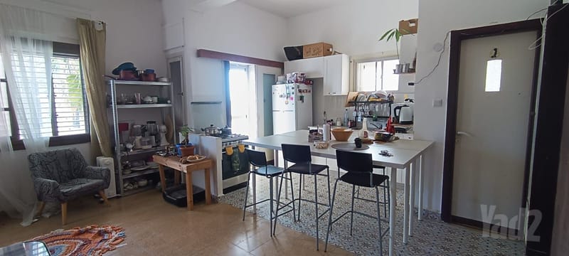 Photo from Yad2 – 3 Rooms • ₪3,500, פרישמן 1, Hadar Center, Haifa (1)