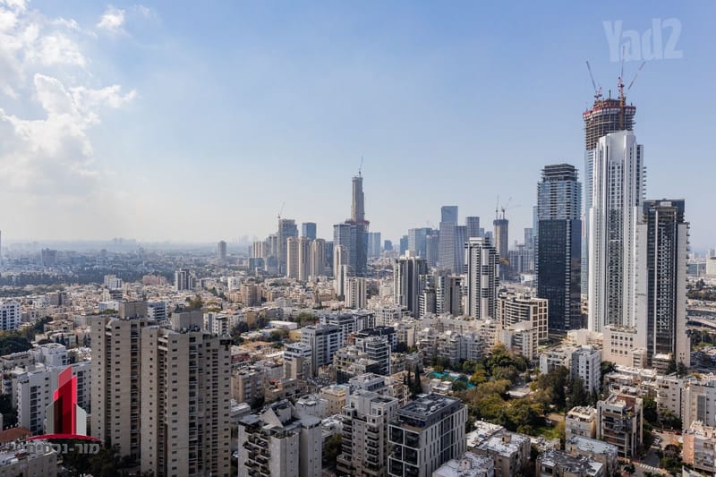 תמונה מיד2 – 5 חדרים • 11,800,000 ₪, הראשונים, רמת גן (1)