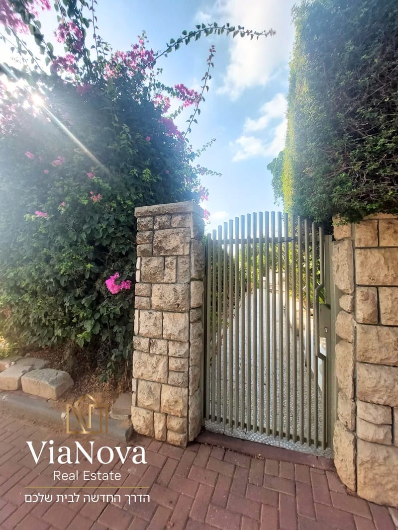 Photo from Yad2 – 2 Rooms • ₪5,000, Neve Amit, Rehovot (1)