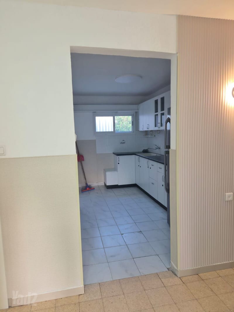 תמונה מיד2 – 3 חדרים • 5,000 ₪, מבוא הבעל שם טוב 8, רובע ג', אשדוד (1)