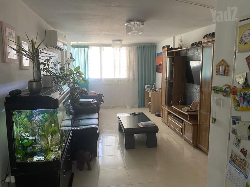 תמונה מיד2 – 4 חדרים • 3,300 ₪, גבעתי 14, אפרידר, אשקלון (1)
