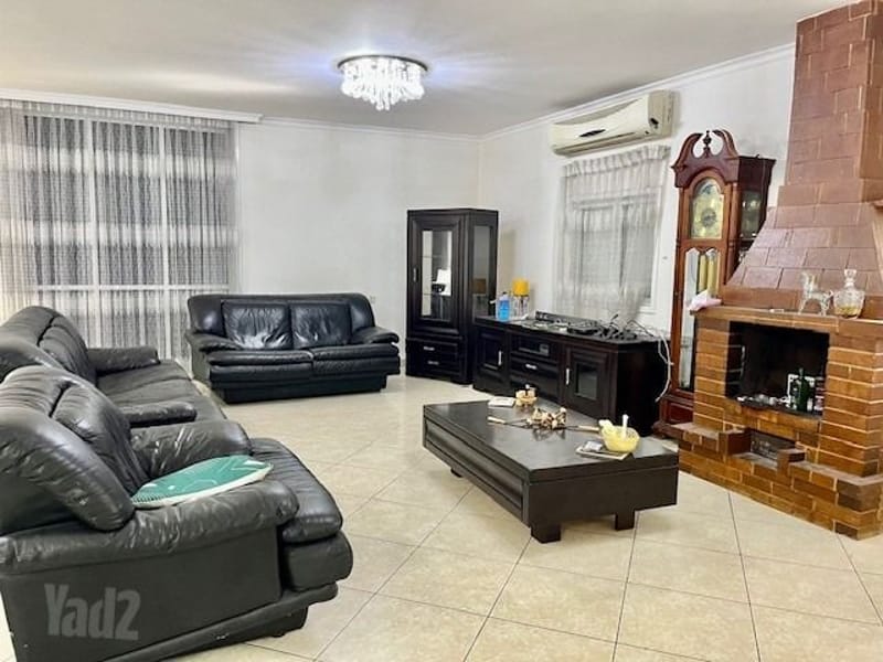 תמונה מיד2 – 8 חדרים • 7,900,000 ₪, עמק האלה, קריית קריניצי, רמת גן (1)