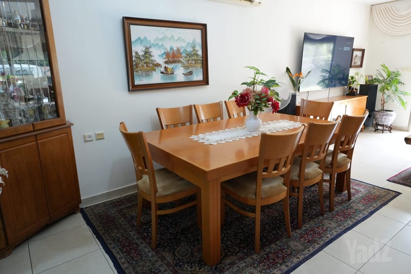 תמונה מיד2 – 6 חדרים • 13,500 ₪, פינס 21, שיכוני מזרחי, כפר סבא (1)