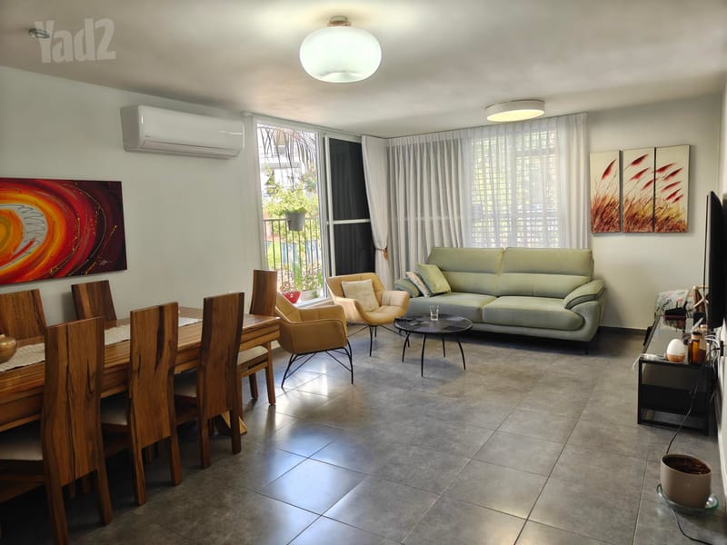 תמונה מיד2 – 4 חדרים • 3,200,000 ₪, מולדת 1, מגדיאל, הוד השרון (1)