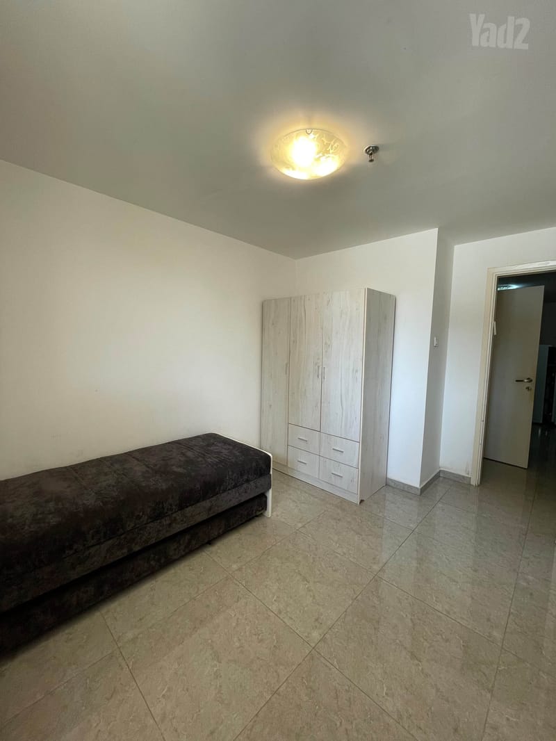 תמונה מיד2 – 3 חדרים • 4,700 ₪, הרצל 175, 'שכונה ב, רחובות (1)