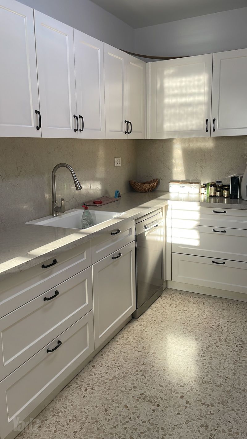 Photo from Yad2 – 4 Rooms • ₪6,600, האר"י 39, Ben Zion, Netanya (1)