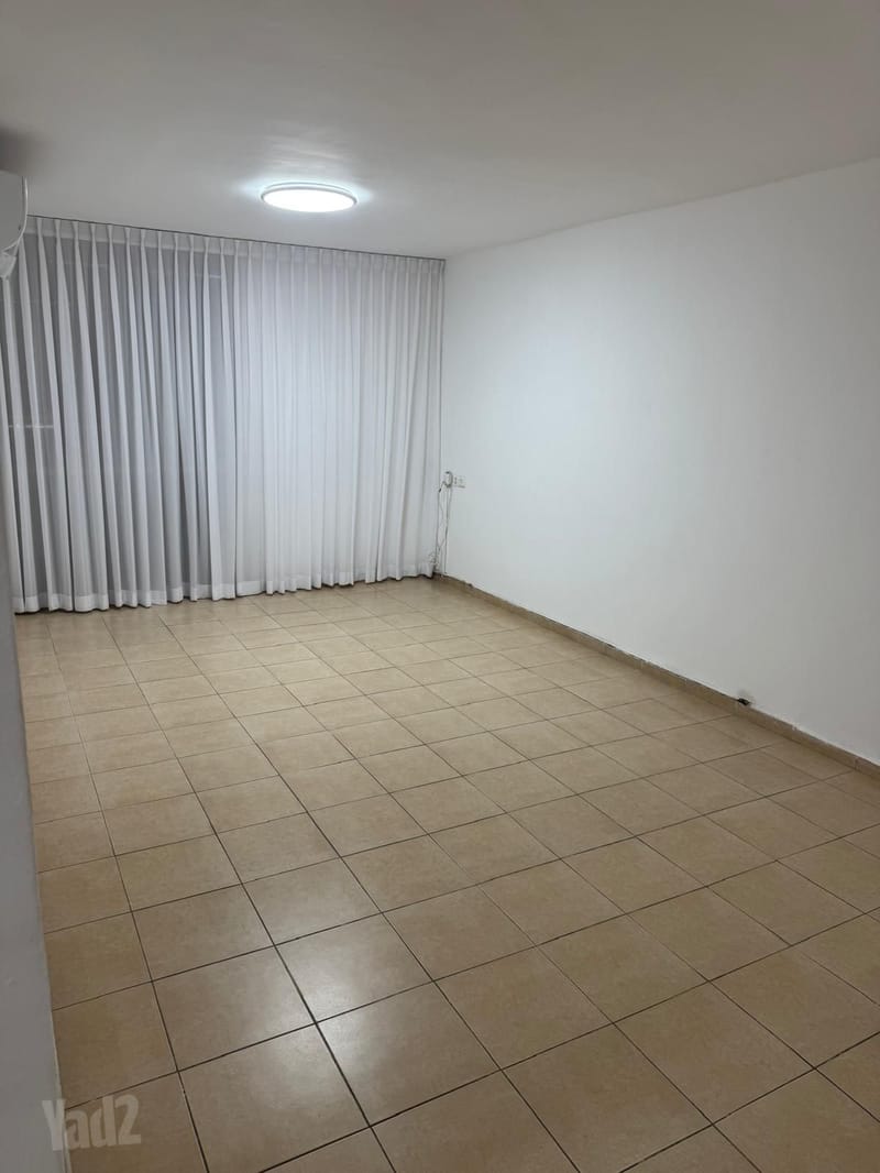 Photo from Yad2 – 3.5 Rooms • ₪5,200, משה מרזוק 6, Yad HaTisha, Herzliya (1)