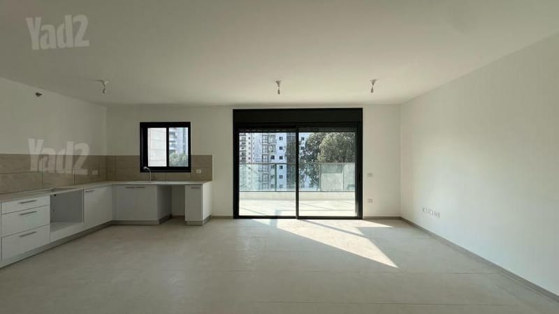 תמונה מיד2 – 4 חדרים • 2,900,000 ₪, הצבר 23, נרקיסים, ראשון לציון (1)