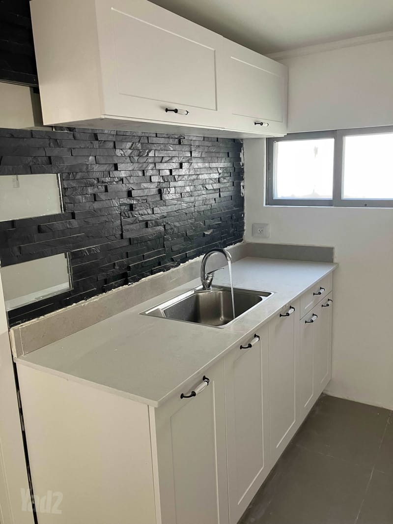 תמונה מיד2 – 2 חדרים • 2,400 ₪, אלברט איינשטיין 51, ממשלתית, לוד