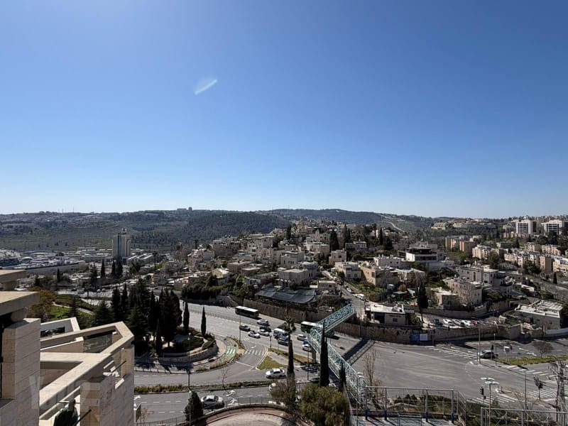 תמונה מיד2 – 5 חדרים • 13,800 ₪, משה שרת 1, רמת שרת, ירושלים (1)