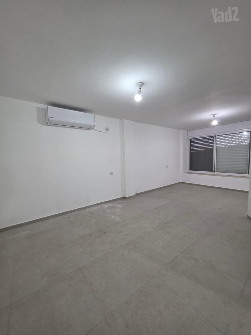 תמונה מיד2 – 4 חדרים • 3,400 ₪, קריית ים ב', קריית ים (1)